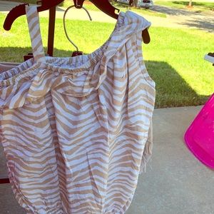 Girls 2 piece short set medium (7-8)